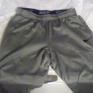 Nike dri fit xl sweatpants